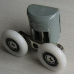 KD-1001-GORNJI DUPLI TOČKIĆ TUŠ KABINE PVC FI 22 25mm