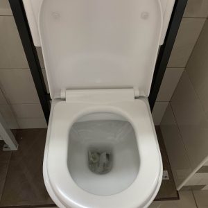 Esvit eleganc konzolna wc solja