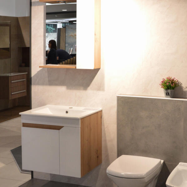 Iris 60 drvo - Слика 1